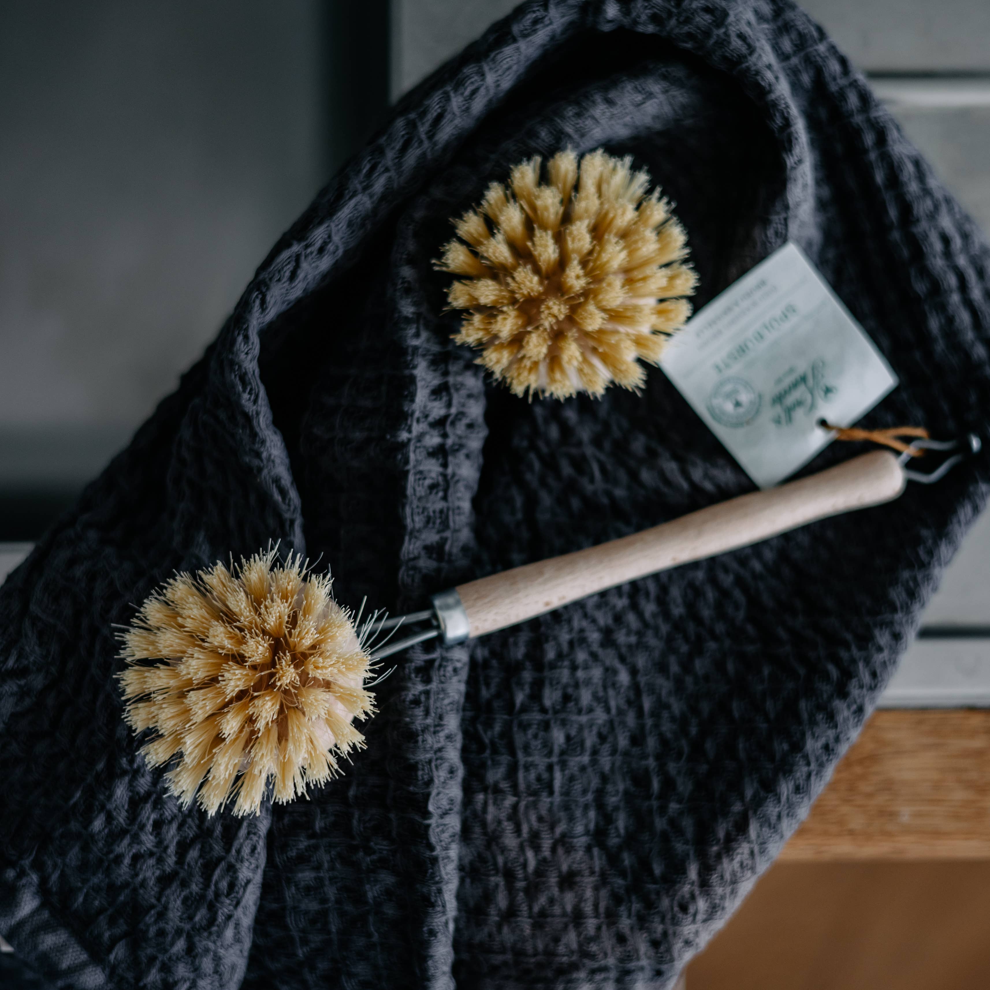 Natūralus indų plovimo šepetys virtuvei