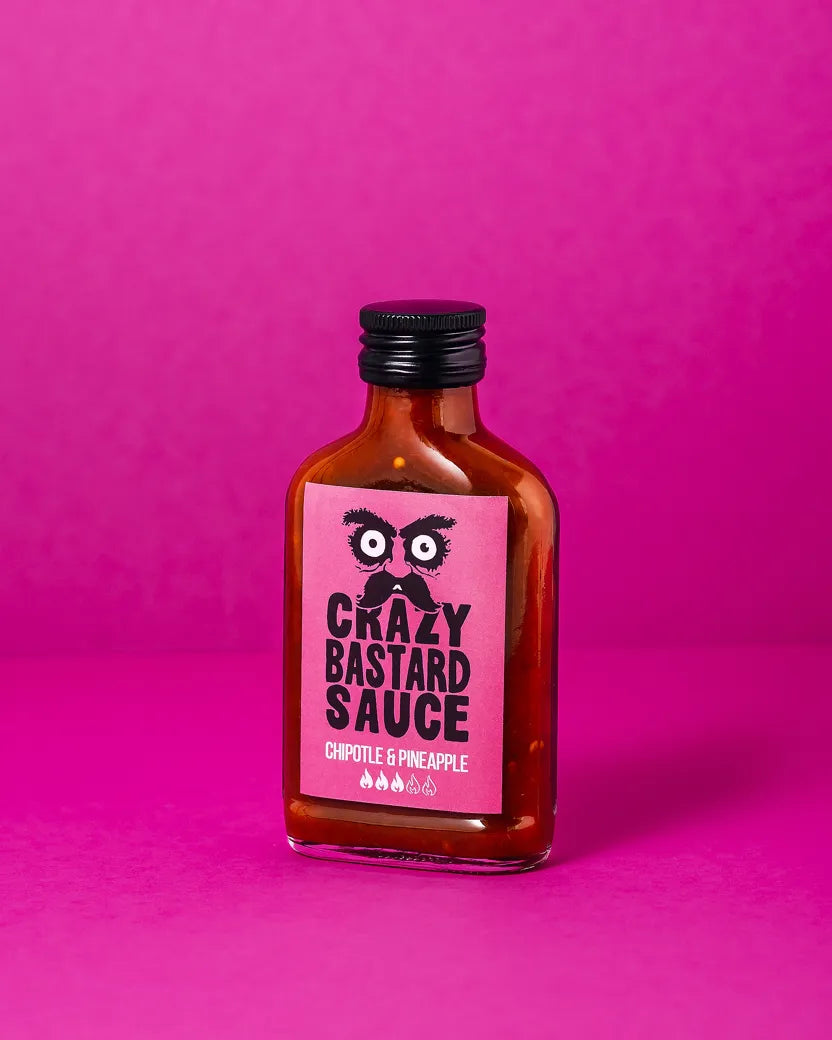Crazy Bastard aštrus padažas - čipotlės ir ananasų 100ml – galinis vaizdas | Beata Nicholson
