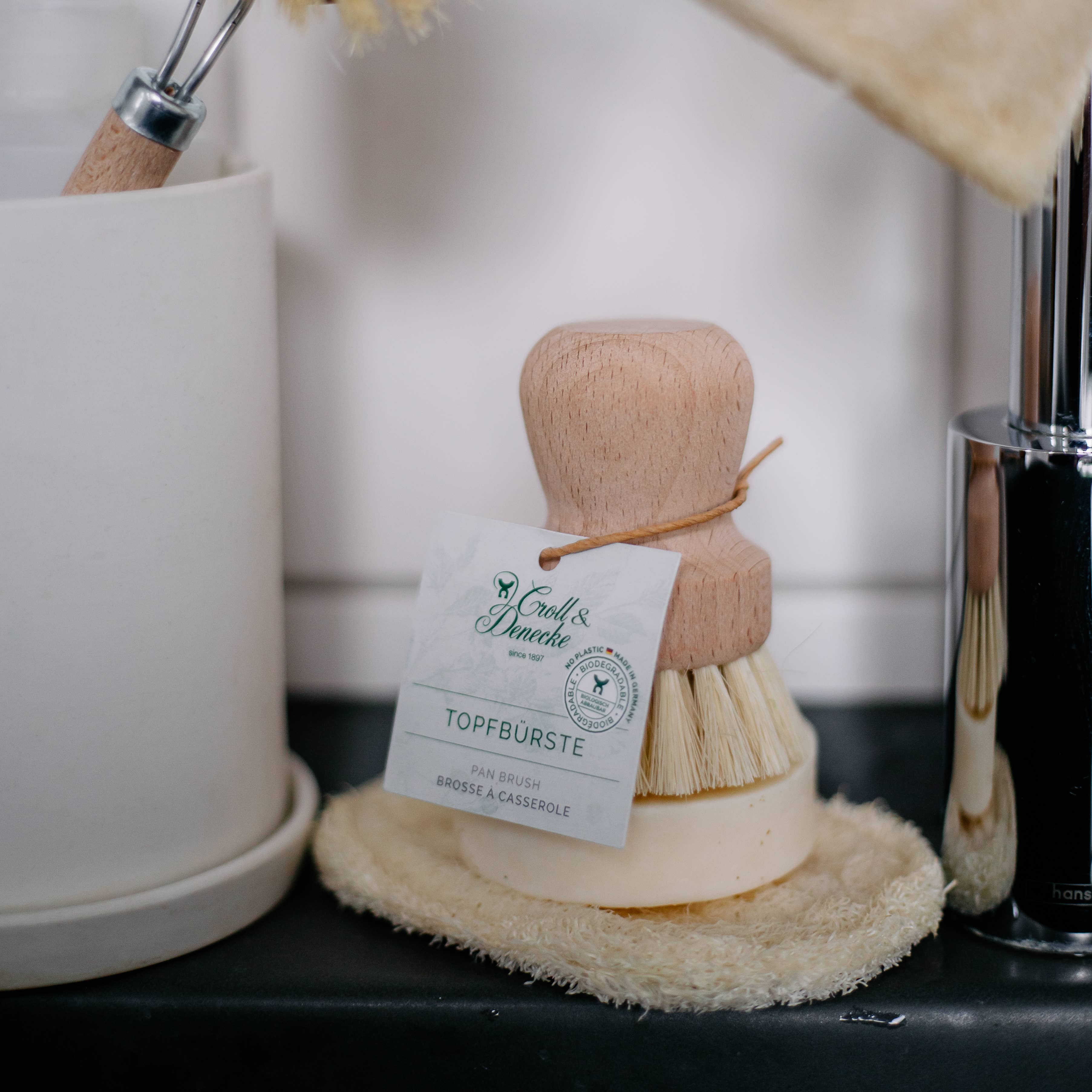 Natūralus indų plovimo šepetys