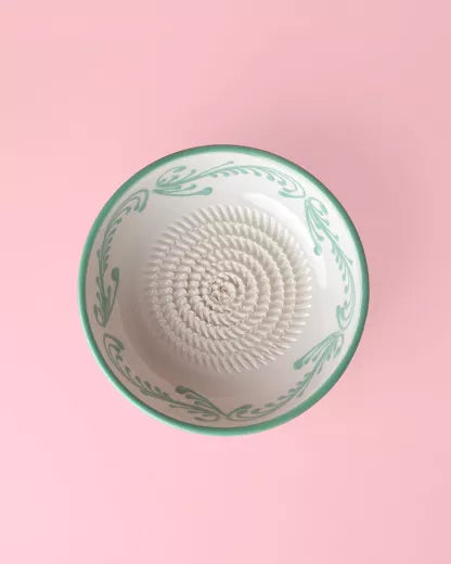 Vidutinė keraminė tarkavimo lėkštė / Emerald – detalės vaizdas | Beata Nicholson