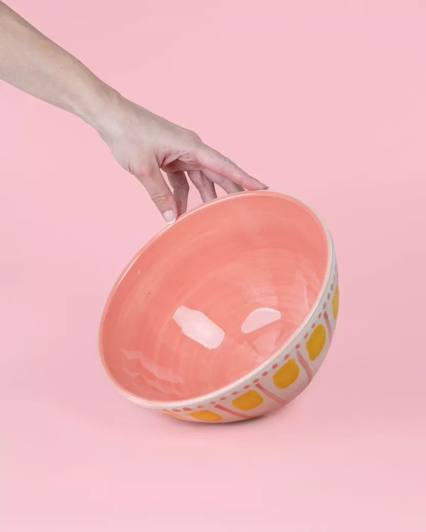 Rankų darbo ispaniškas keraminis salotų dubuo 21 cm - rožinis ir geltonas - Valentina – galinis vaizdas | Beata Nicholson