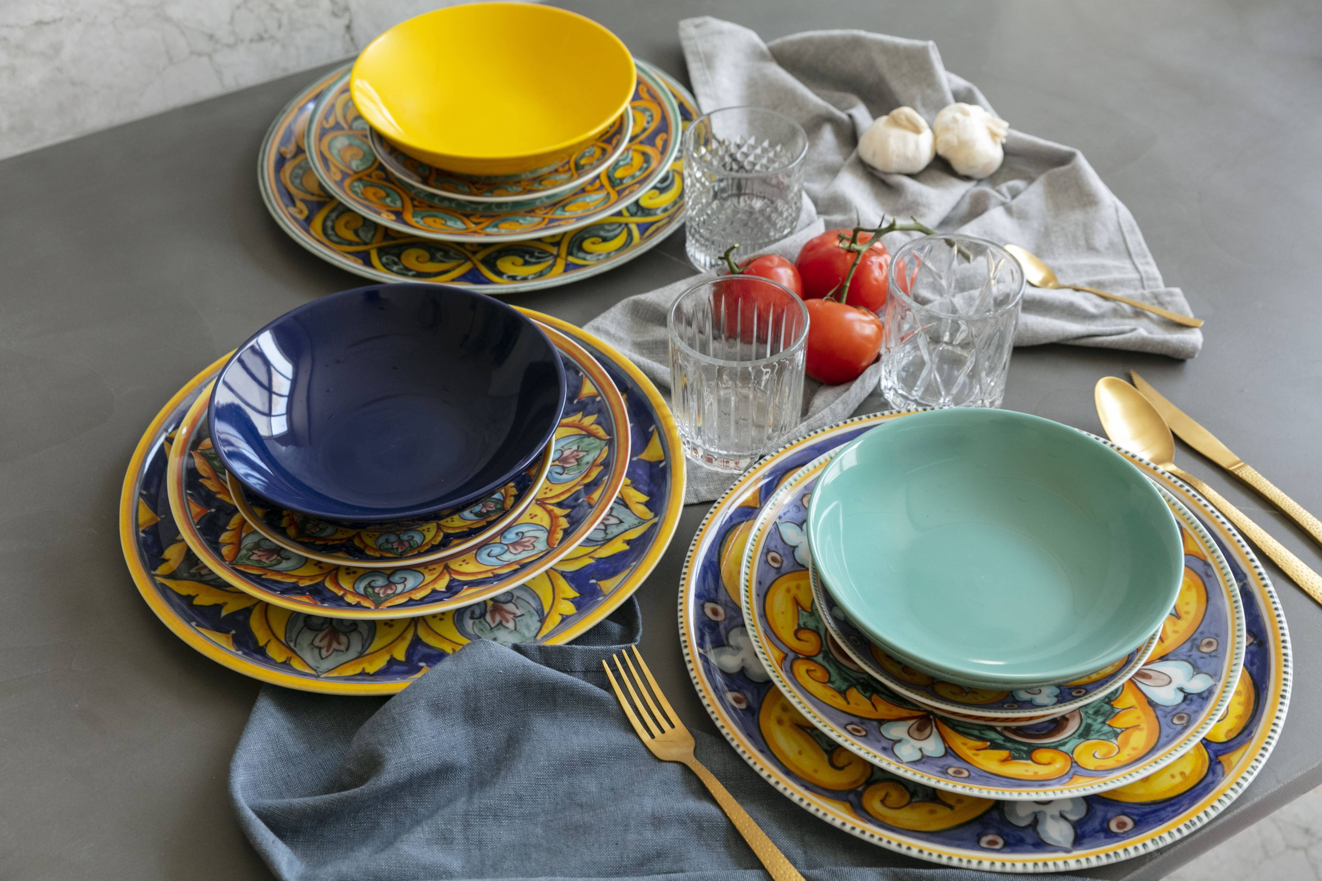 Scilla pizza/serving plate 33 cm, assorted (2 pcs) VdE Tivoli 1996