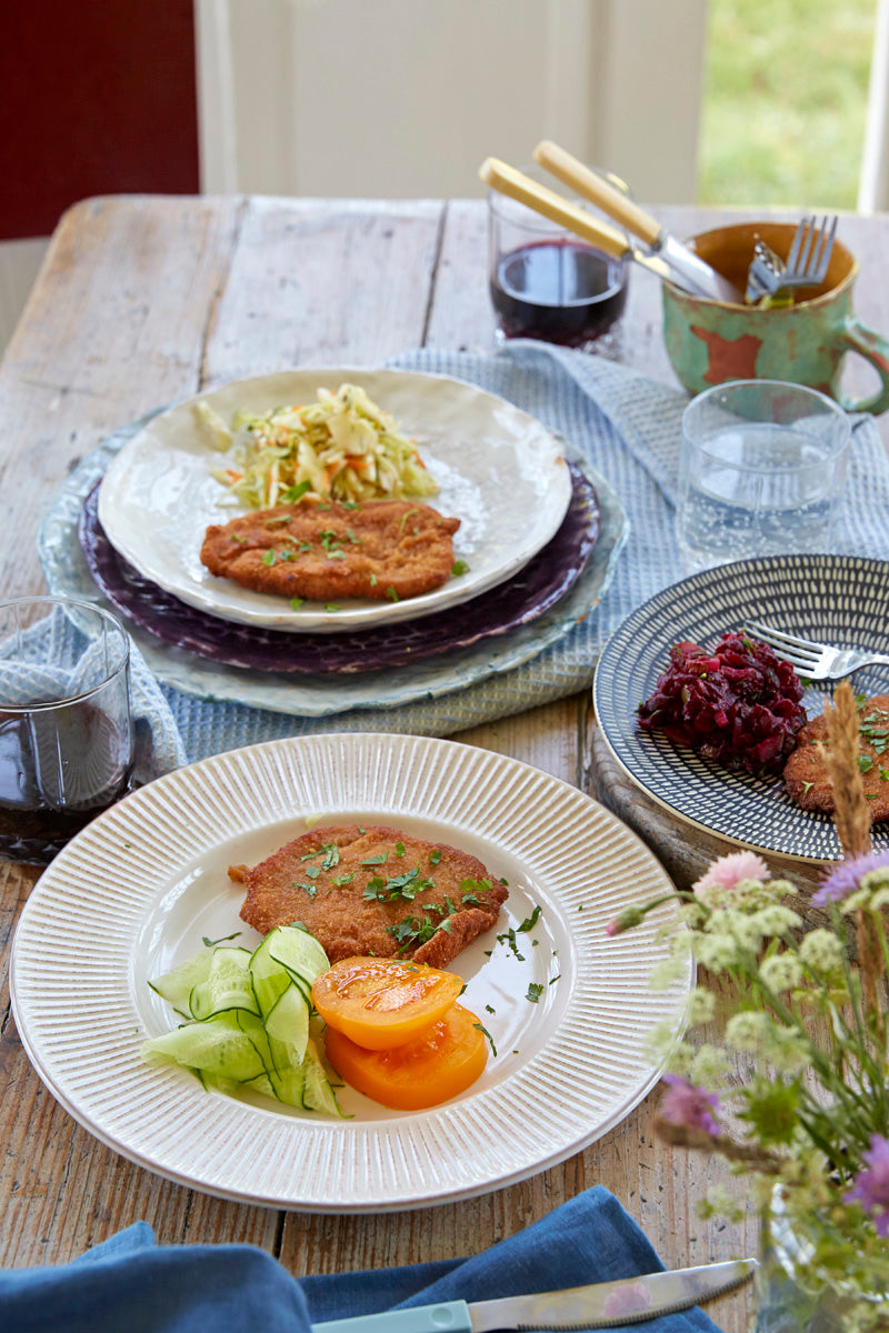 Beatos Nicholson knyga "Taste Lithuania"