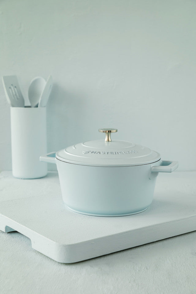 MasterClass Cast Aluminium Casserole Dish, 2.5L, Sky Blue