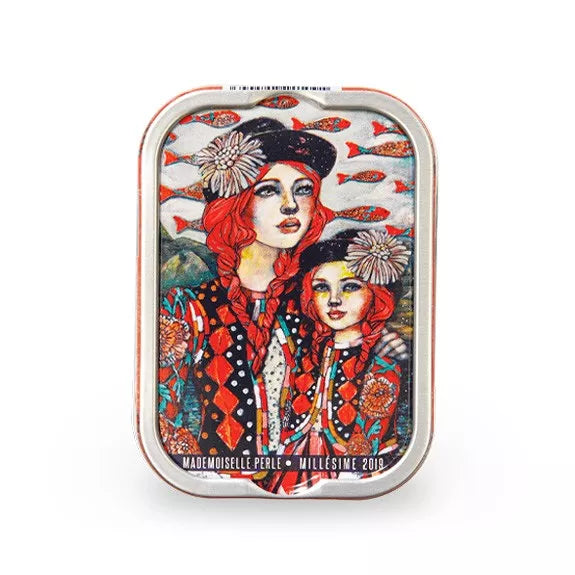 Derliaus sardinės 2019 m. COSSAIS „Mis Pearl ir Capucine Peru“