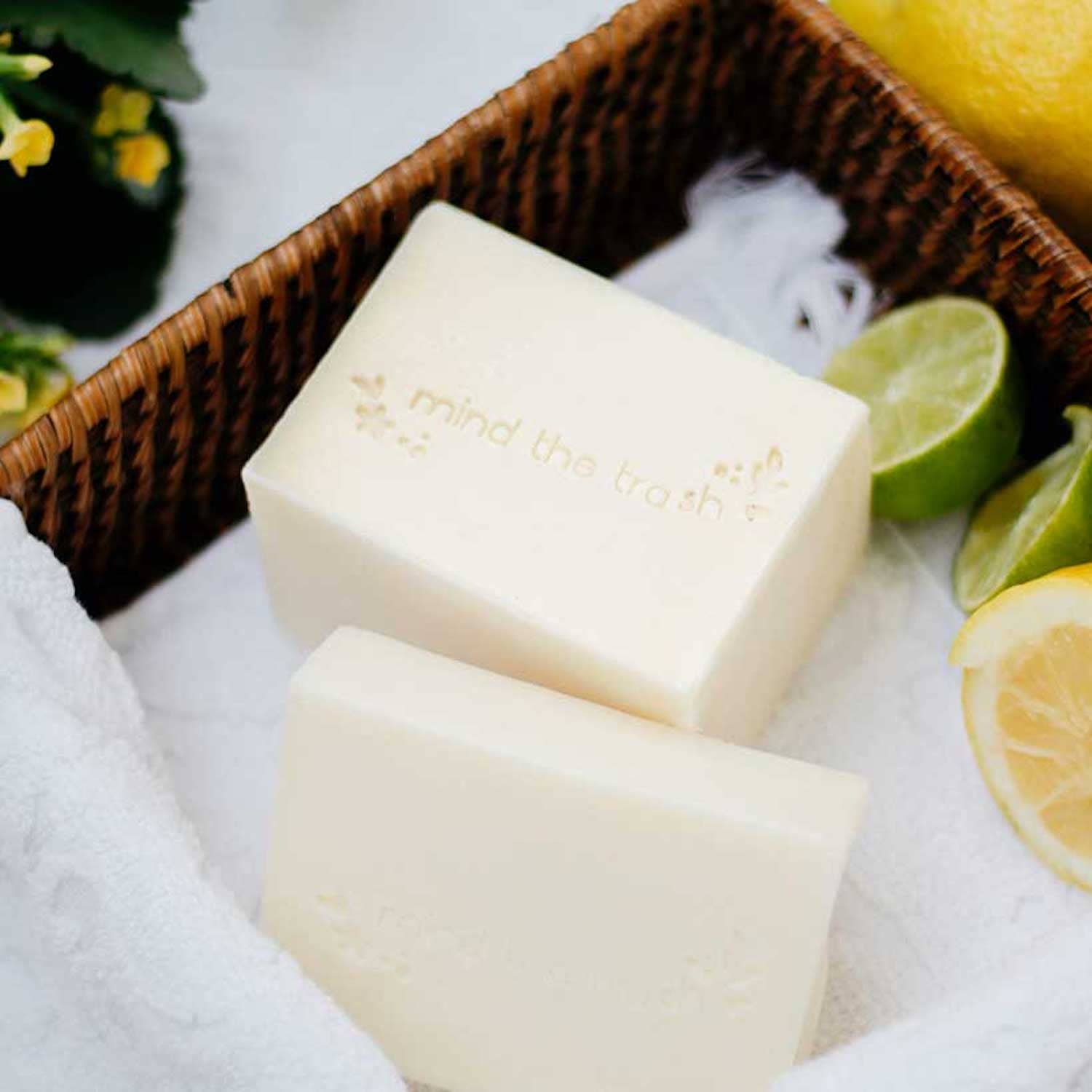 Rankų darbo indų muilas „Mind The Trash“ – mėta ir citrina