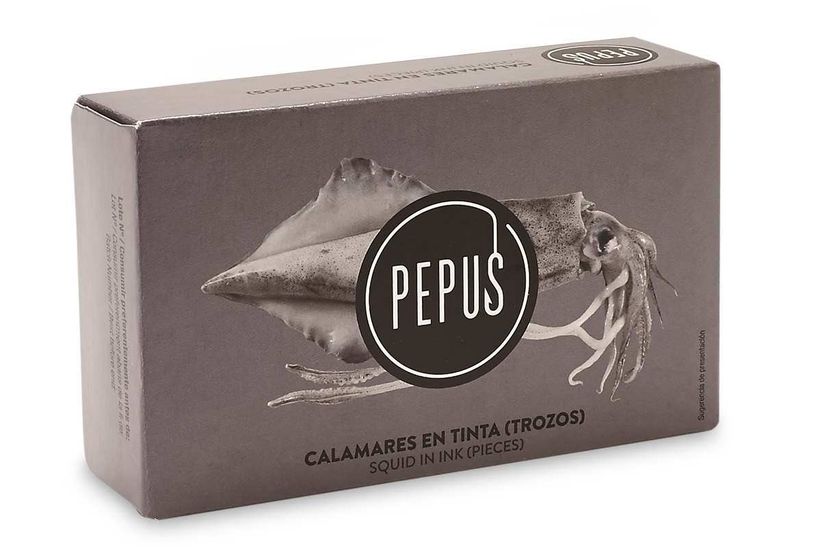 Squid in its Pepus OL-120 Ink – priekinis vaizdas | Beata Nicholson