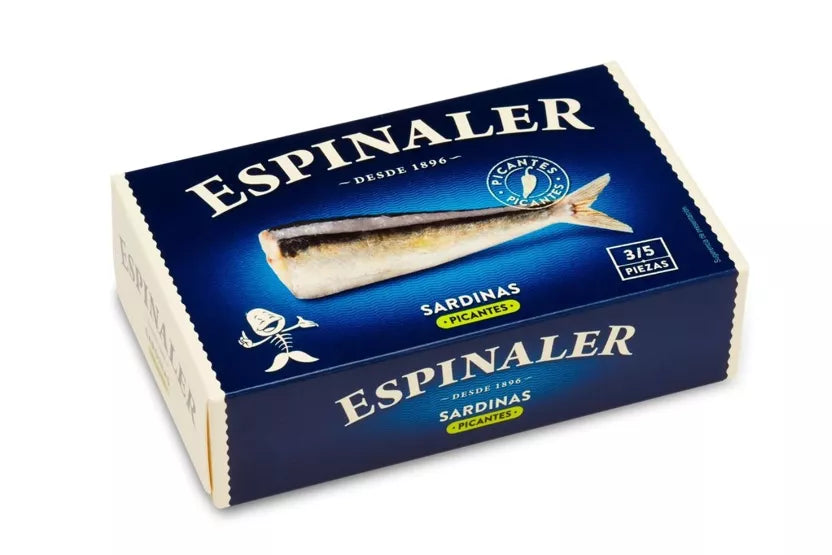 Sardinės aštriame augaliniame aliejuje | ESPINALER – šoninis vaizdas | Beata Nicholson
