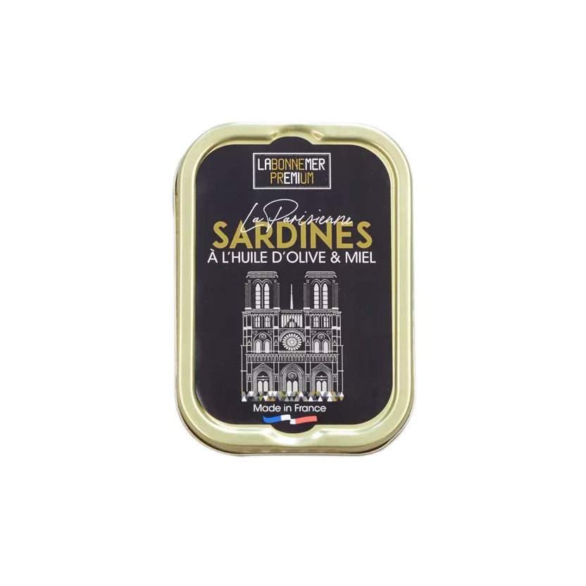 Sardinės alyvuogių aliejuje su medumi „La Parisienne“ – priekinis vaizdas | Beata Nicholson