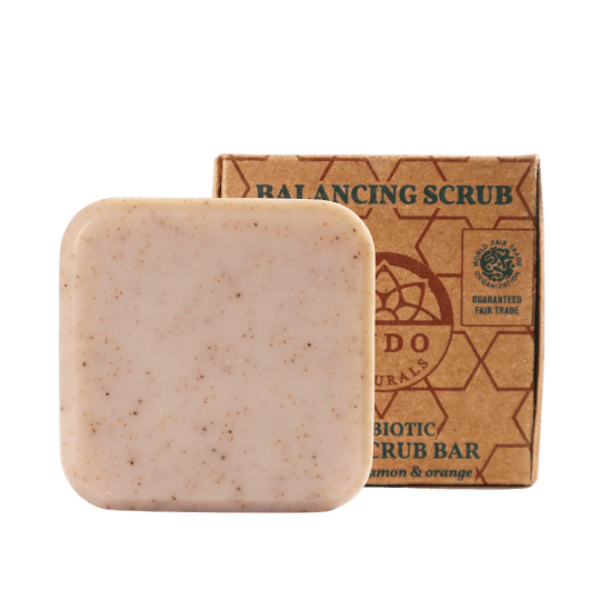 BALANCING SCRUB: Kūno prausiklis – probiotinis muilo gabalėlis