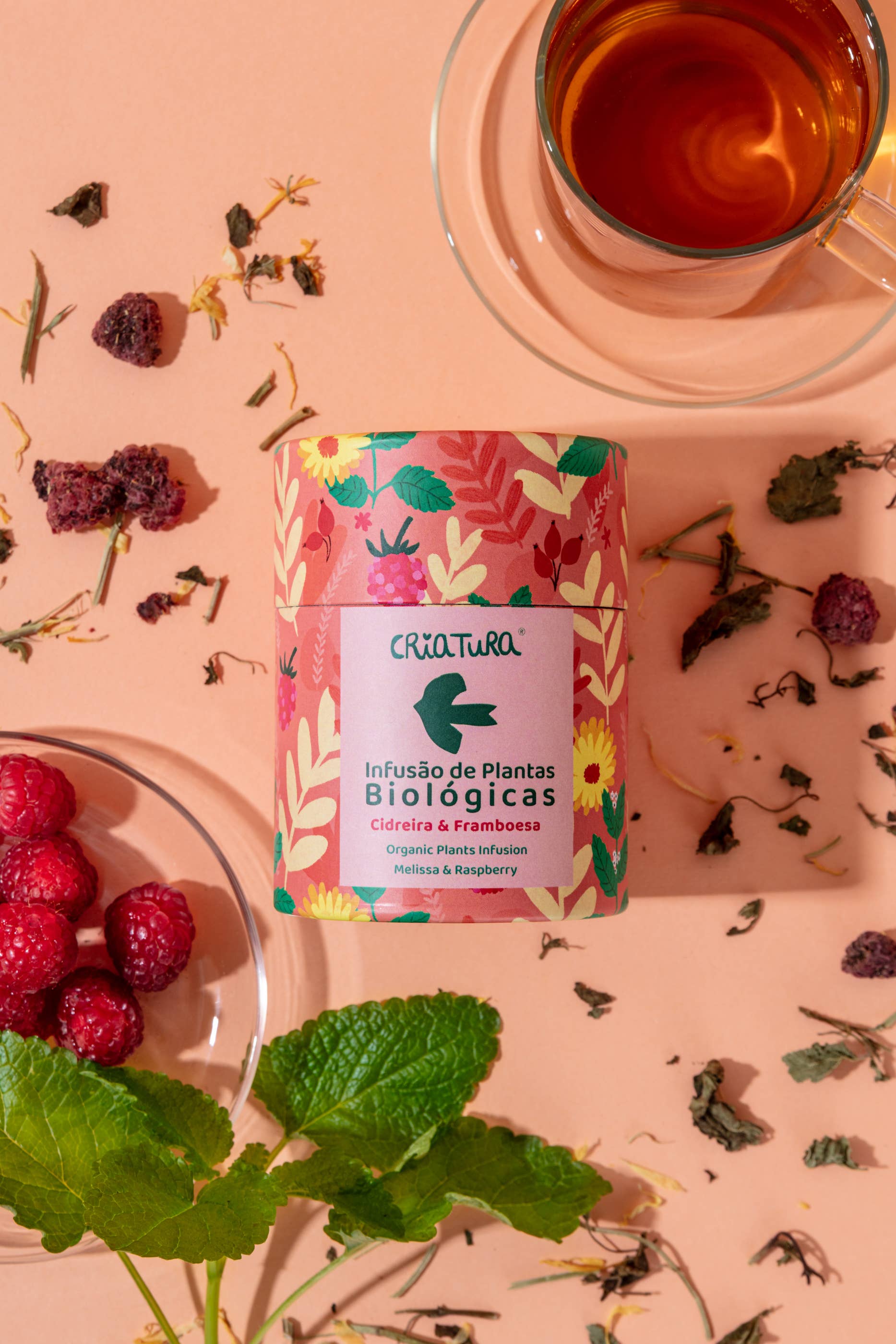 Ekologiška melisos, erškėtuogių ir aviečių žolelių arbata