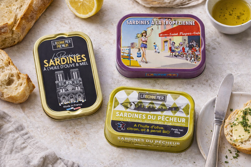Prancūziškų sardinių rinkinys – priekinis vaizdas | Beata Nicholson