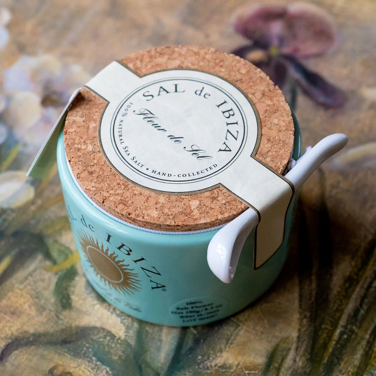 „SAL de IBIZA" Fleur de Sel jūros druskos žiedai – keramikiniame indelyje, 150 g SAL de IBIZA