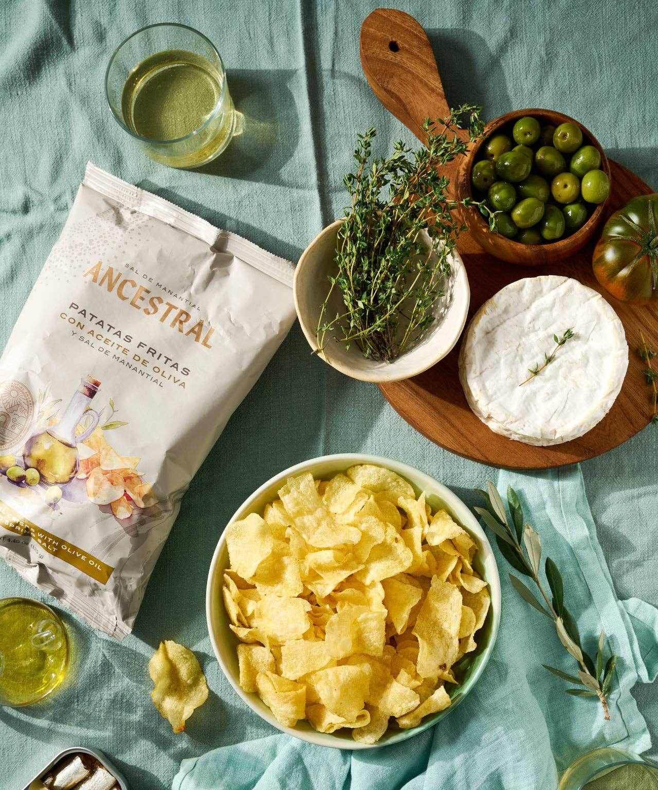 Bulvių traškučiai 100 % alyvuogių aliejuje ir pavasarinėje druskoje