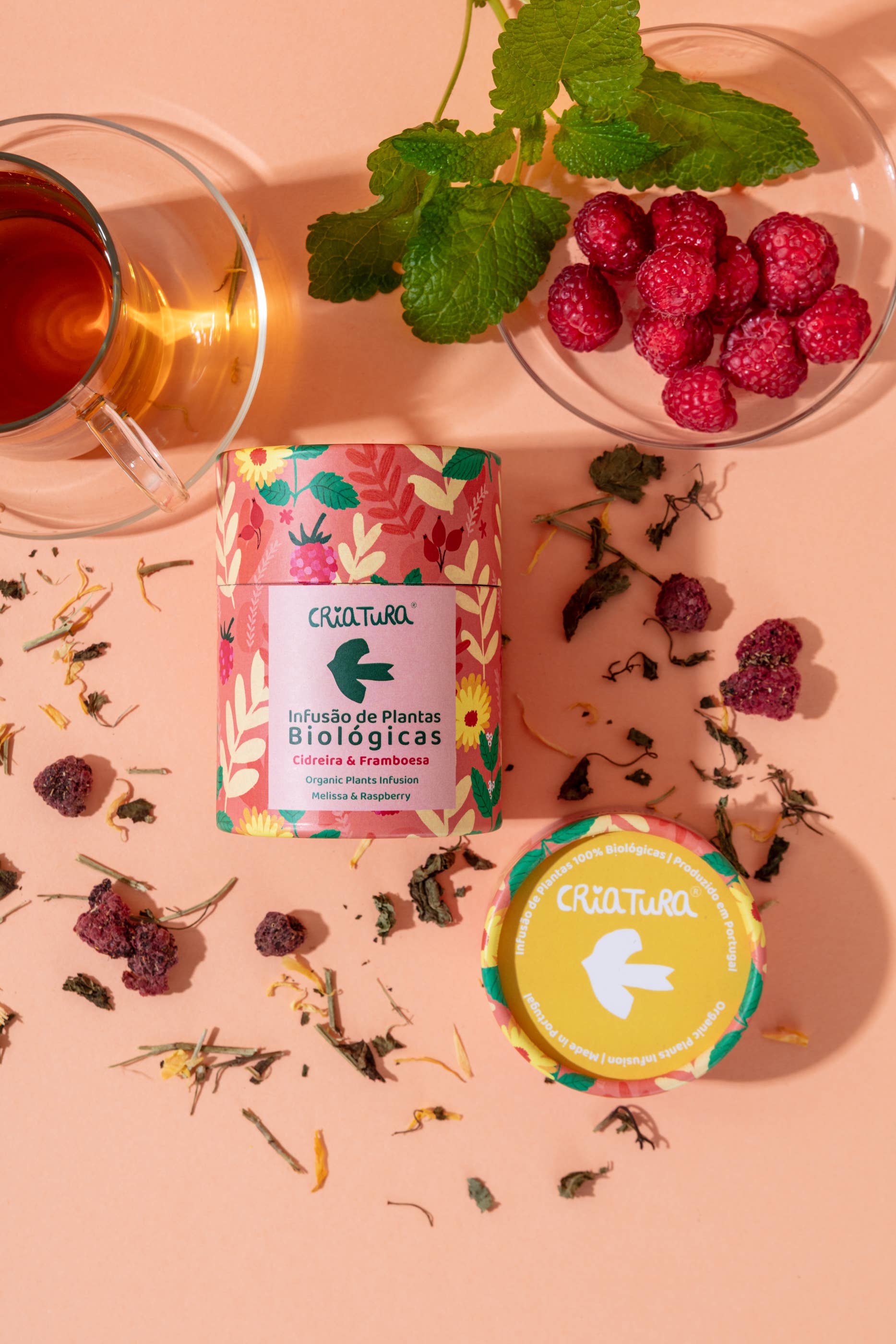 Ekologiška melisos, erškėtuogių ir aviečių žolelių arbata